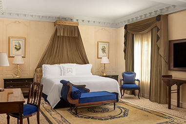 presidential-suite-master-room.jpg