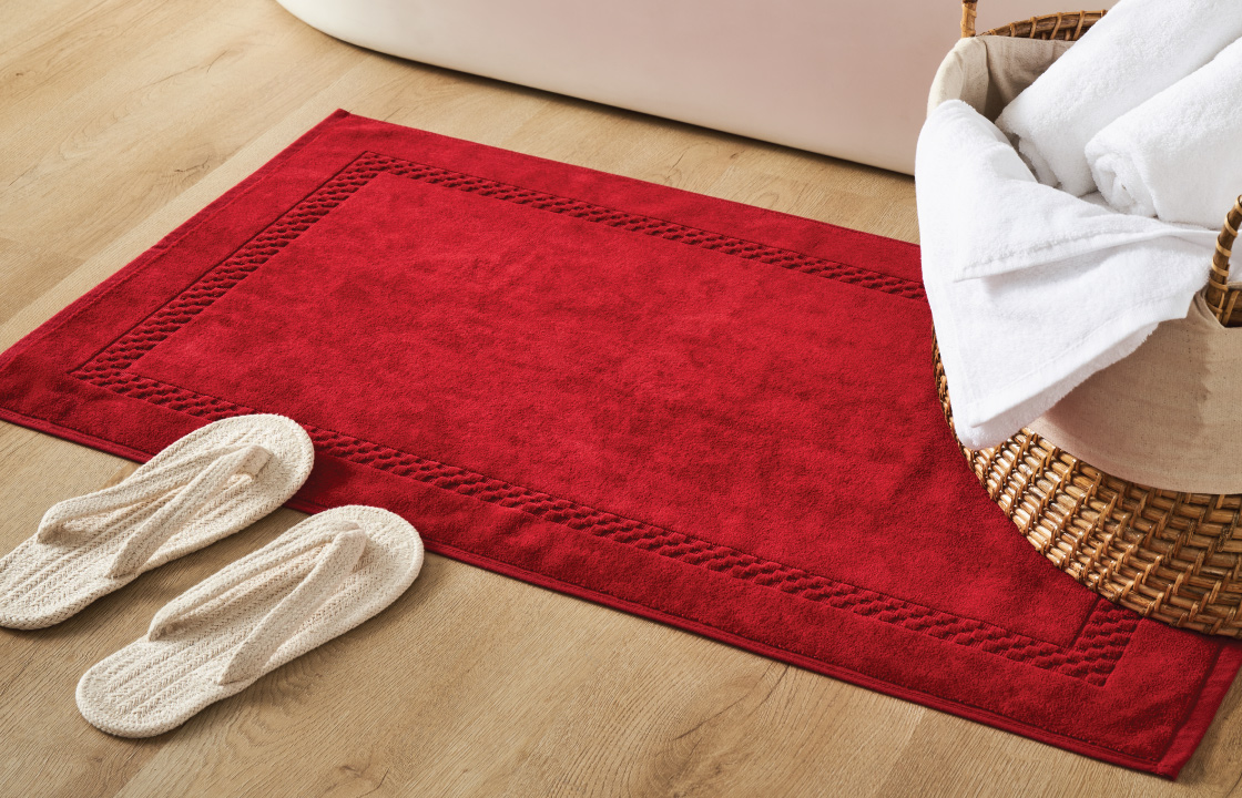 velvet-touch-bath-mat